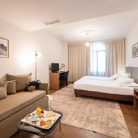 Porta Altinia Suites Treviso Exterior photo